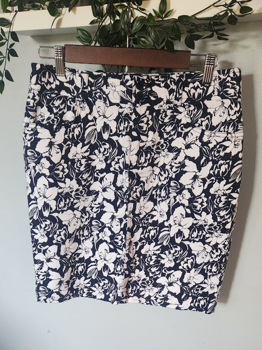 Navy & White Hibiscus Print Mini Skirt with Pockets